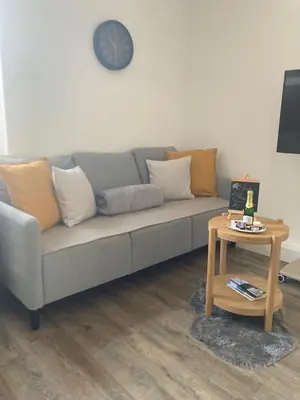 Ein Sitzbereich in der Unterkunft Ferienwohnung im Zentrum mit Balkon und Parkplatz